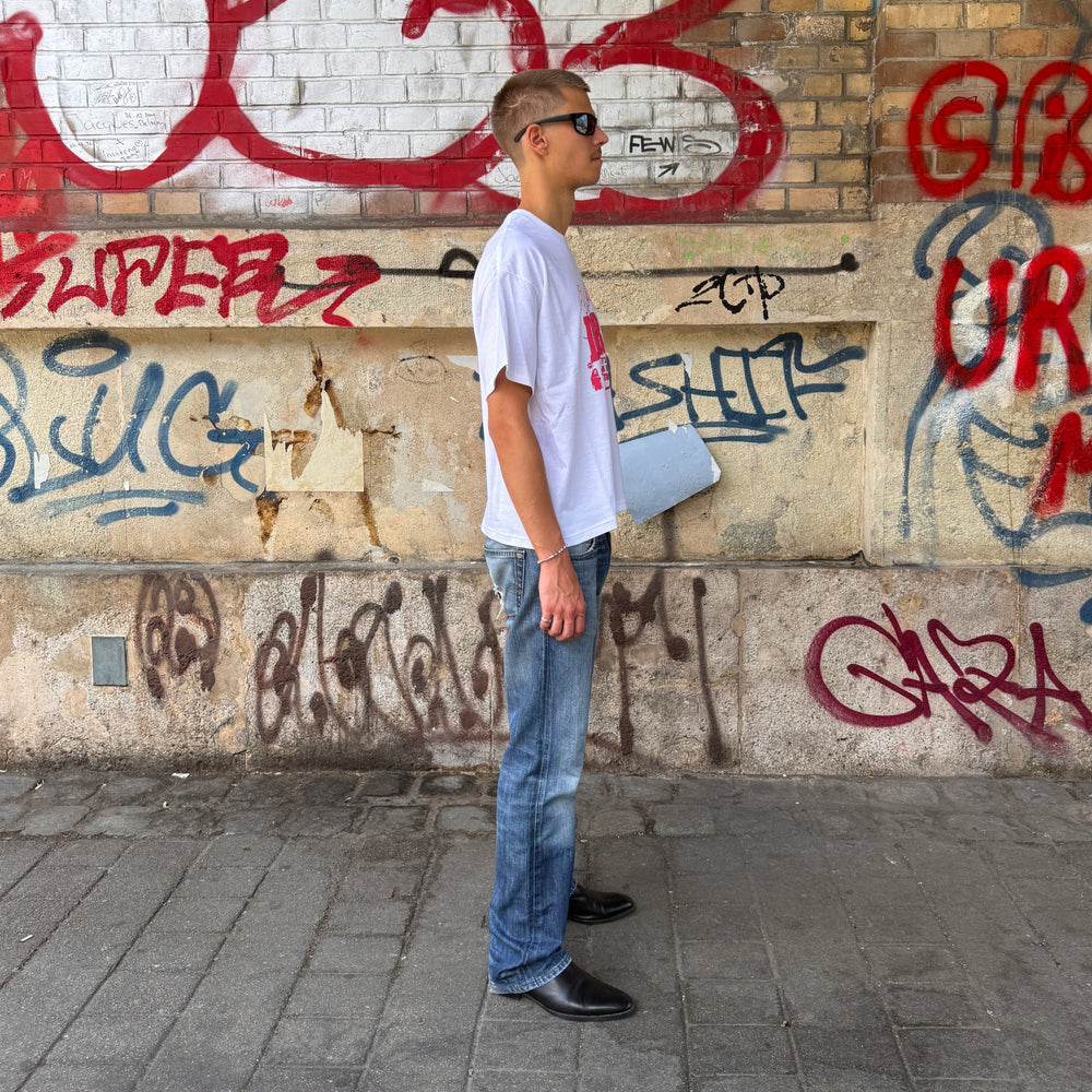 
                  
                    DESIRE T-SHIRT
                  
                